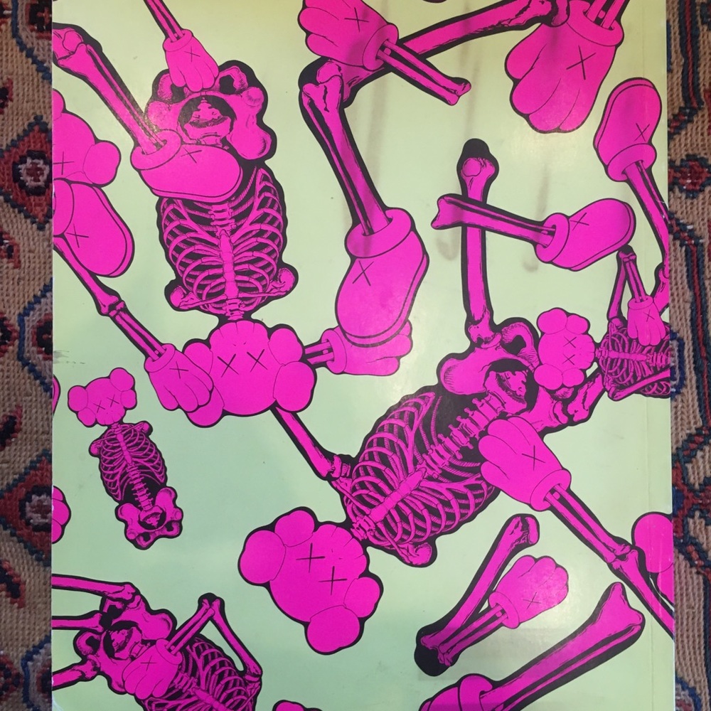 Rare KAWS Closed Edition Books - Picture 5 of 6